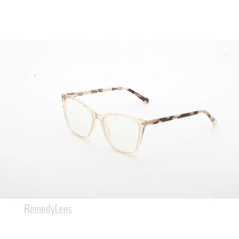 Laura - RemedyLens